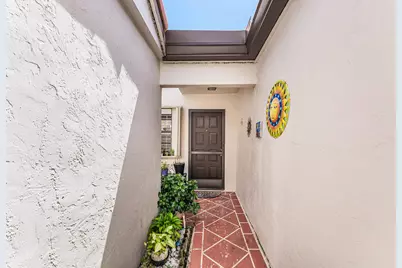 6375 Kings Gate Circle, Delray Beach, FL 33484 - Photo 2