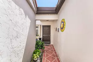 6375 Kings Gate Cir, Delray Beach, FL 33484 - Photo 2