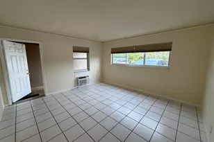 909 SE 14th Ct, Fort Lauderdale, FL 33316 - Photo 12