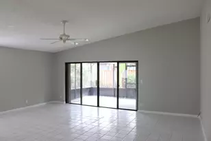 2668 La Lique Cir, Palm Beach Gardens, FL 33410 - Photo 6