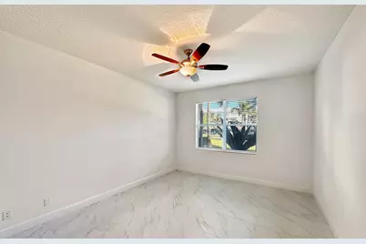 312 Bay Colony Drive N #312, Juno Beach, FL 33408 - Photo 8