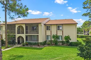 324 Knotty Pine Cir, Greenacres, FL 33463 - Photo 1