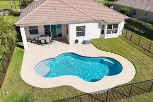 7621 Fieldstone Ranch Square, Vero Beach, FL 32967 - Photo 4