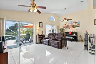9847 Harbour Lake Cir, Boynton Beach, FL 33437 - Photo 16
