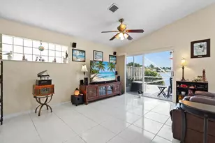 9847 Harbour Lake Cir, Boynton Beach, FL 33437 - Photo 6