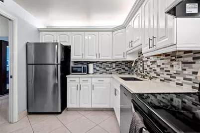 3151 S Palm Aire Drive #108, Pompano Beach, FL 33069 - Photo 12