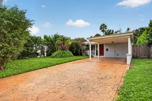 5433 NE 5th Ave, Oakland Park, FL 33334 - Photo 2