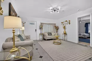 5433 NE 5th Ave, Oakland Park, FL 33334 - Photo 6