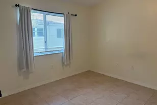 7785 NW 22nd Ct, Pembroke Pines, FL 33024 - Photo 6
