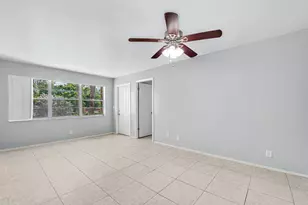445 Lake Frances Dr, West Palm Beach, FL 33411 - Photo 4