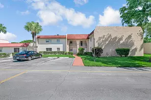 445 Lake Frances Dr, West Palm Beach, FL 33411 - Photo 22