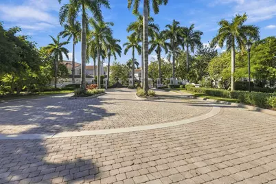9010 Cascada Way, Naples, FL 34114 - Photo 4