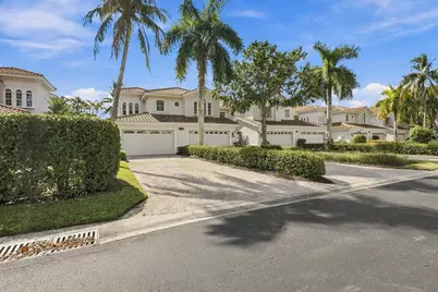 9010 Cascada Way, Naples, FL 34114 - Photo 2