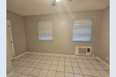 3000 NW 5th Avenue #15, Boca Raton, FL 33431 - Photo 2
