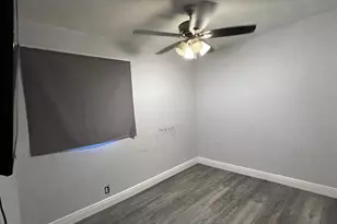12700 Wood St, Miami, FL 33167 - Photo 10