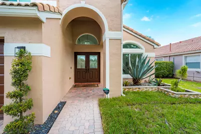 1551 NW 132nd Avenue, Pembroke Pines, FL 33028 - Photo 2