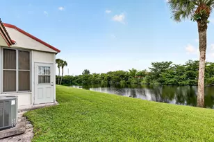 125 Lake Anne Dr, West Palm Beach, FL 33411 - Photo 30