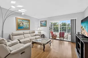 125 Lake Anne Dr, West Palm Beach, FL 33411 - Photo 14
