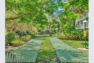 4025 N Federal #121C, Oakland Park, FL 33308 - Photo 6