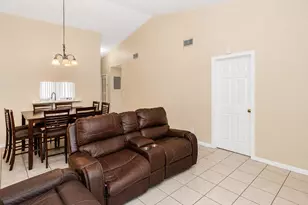 10880 NW 45th St, Coral Springs, FL 33065 - Photo 8