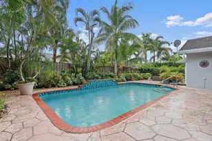 396 Redwood Ln, Boca Raton, FL 33487 - Photo 26