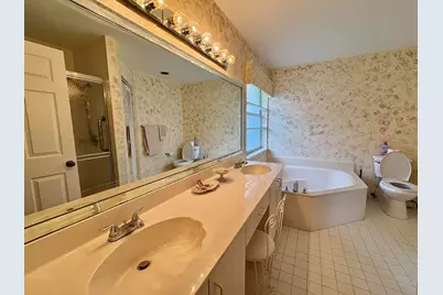 7702 Majestic Palm Drive, Boynton Beach, FL 33437 - Photo 30