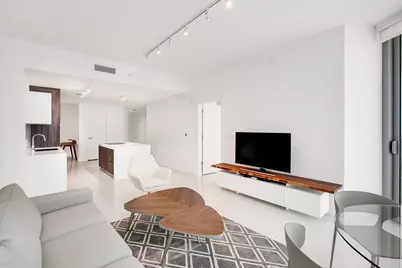 851 NE 1st Avenue #2005, Miami, FL 33132 - Photo 2
