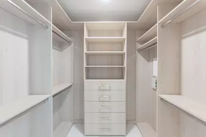 851 NE 1st Avenue #2005, Miami, FL 33132 - Photo 14