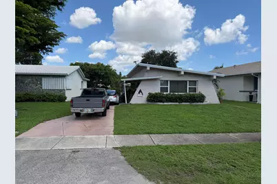 37 SE 14th Street #12, Dania Beach, FL 33004 - Photo 2