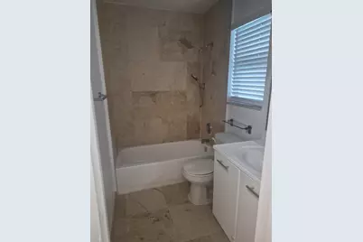 1200 NE 5th Terrace #4, Fort Lauderdale, FL 33304 - Photo 4