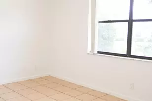 8631 NW 82nd St, Tamarac, FL 33321 - Photo 16