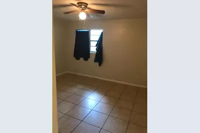 827 NW 10th Terrace, Fort Lauderdale, FL 33311 - Photo 8