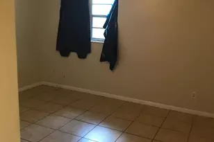 827 NW 10th Terrace, Fort Lauderdale, FL 33311 - Photo 8