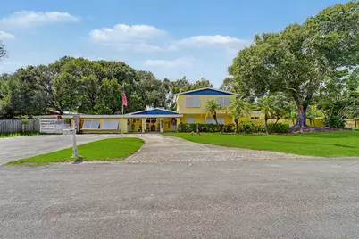 3117 Maravilla Boulevard, Fort Pierce, FL 34982 - Photo 2