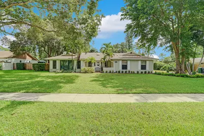 166 Old Country Road S, Wellington, FL 33414 - Photo 2
