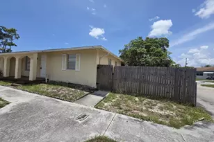 978 Sumter Rd W, West Palm Beach, FL 33415 - Photo 22