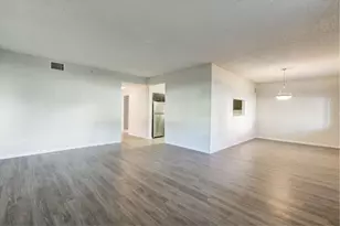 4685 N Haverhill Rd, West Palm Beach, FL 33417 - Photo 4