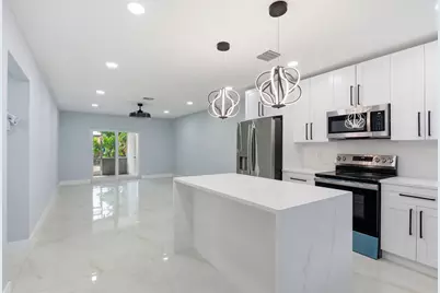 2975 NE 2nd Avenue, Boca Raton, FL 33431 - Photo 10