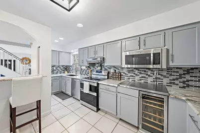 601 Vision Court, Palm Beach Gardens, FL 33418 - Photo 4