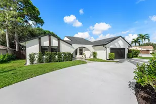 13645 Exotica Ln, Wellington, FL 33414 - Photo 2