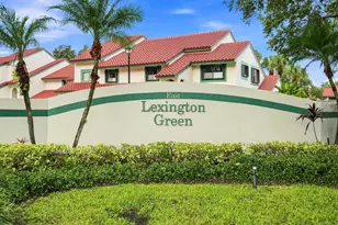 11 Lexington Ln E, Palm Beach Gardens, FL 33418 - Photo 1
