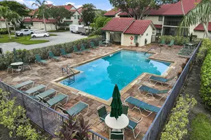 11 Lexington Ln E, Palm Beach Gardens, FL 33418 - Photo 22