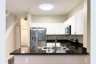 7843 Catalina Circle, Tamarac, FL 33321 - Photo 6