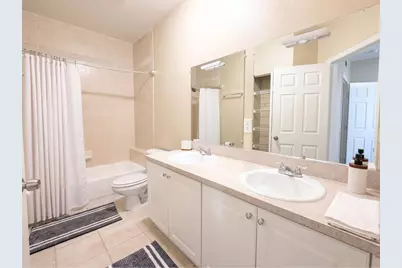 7843 Catalina Circle, Tamarac, FL 33321 - Photo 14