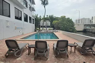 1401 N Riverside Dr, Pompano Beach, FL 33062 - Photo 18