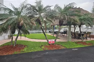 1401 N Riverside Dr, Pompano Beach, FL 33062 - Photo 24