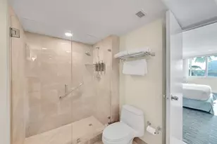 2670 E Sunrise Blvd, Fort Lauderdale, FL 33304 - Photo 8