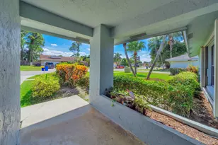 142 Parkwood Dr, Royal Palm Beach, FL 33411 - Photo 68