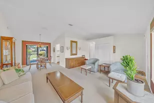 142 Parkwood Dr, Royal Palm Beach, FL 33411 - Photo 12