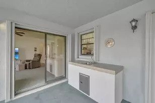 142 Parkwood Dr, Royal Palm Beach, FL 33411 - Photo 46